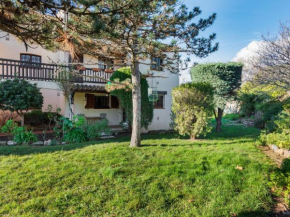 Picturesque Apartment in Saint Raphael with Balcony